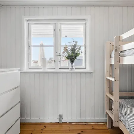 Amazing In With Kitchen 펜션 Otterup