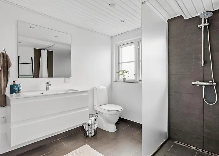 Amazing In With Kitchen